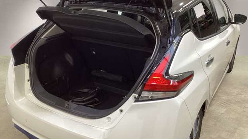 Nissan Leaf Tekna 40KW/h 150PS LED BOSE MY21 Tekna Klima Navi